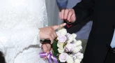 Solidarité "Corona" : Des Israéliens au balcon pour réjouir les mariés !