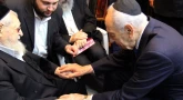 Rav Ovadia pleure l'enrôlement éventuel des Bné-Yéchiva