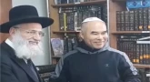 Vidéo : une délégation asiatique rencontre Rav Elbaz pour contrer le Coronavirus
