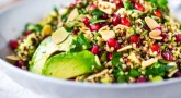 Recette Healthy : Salade de Quinoa aux herbes fraiches & grains de grenade