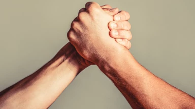 Tetsavé – Moché et Aharon, des frères qui résident ensemble