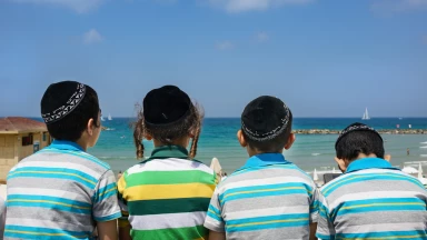 Des baignades à heures séparées dans les parcs nationaux d’Israël ?