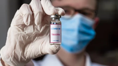 L'édito de la semaine : Les négationnistes du Covid-19