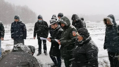 Photo époustouflante : enterrement d’un général juif russe en pleine tempête de neige