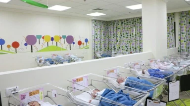 Mazal tov ! Une maman de Bné Brak donne naissance à son 21ème enfant