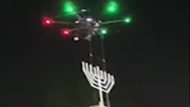 Vidéo : une ‘Hanoukia dans les airs !