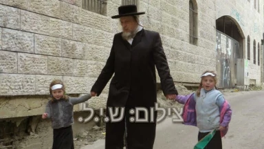 Émouvant - Des jumelles après 32 ans d’attente