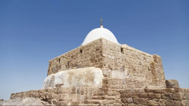 Le tombeau d’Aharon en Jordanie, fermé après des prières "non autorisées"