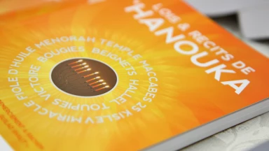 L'allumage des bougies de 'Hanouka le vendredi avant Chabbath