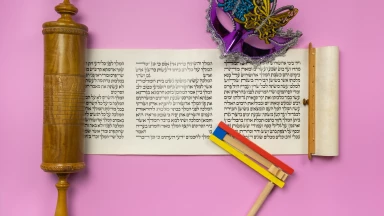 Pourim : Le sens de la coutume de frapper en entendant le nom d’Haman