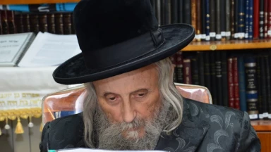 Qui était Rav Touvia Weiss, ce géant de Torah parti le 2 Av dernier ?
