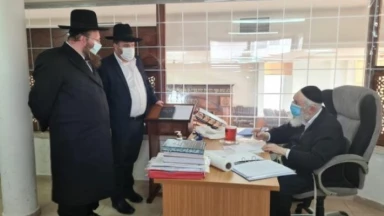 Rav Zylberstein cité comme exemple par le New York Times dans la lutte contre le Covid-19