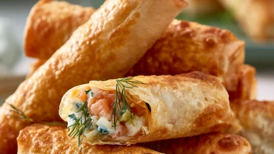 Recette : Cigares croustillants de saumon, poireaux et herbes fraîches