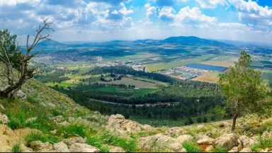 Terre Promise, Terre due…