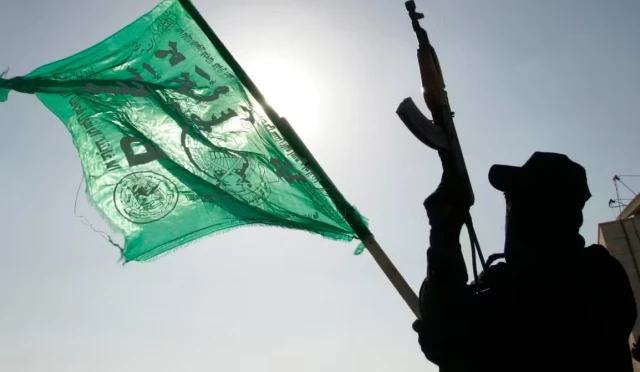 Ça s'est passé un... 25 janvier 2006 - Les Palestiniens élisent le ‘Hamas à leur tête