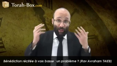 Bénédiction récitée à voix basse, un problème ?