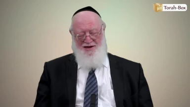 La vieille boîte de Bessamim dans la vitrine