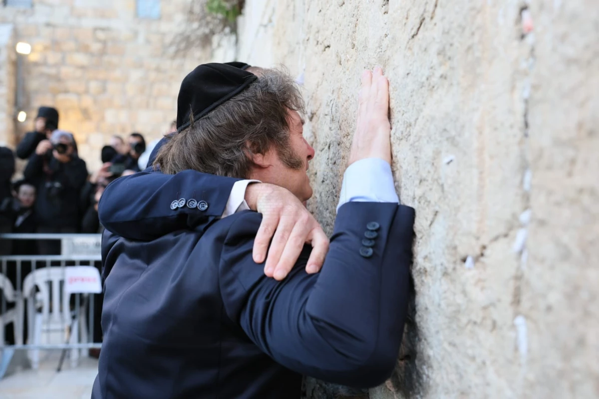 Miroir, miroir-  Javier Milei: l'homme qui aimait les juifs