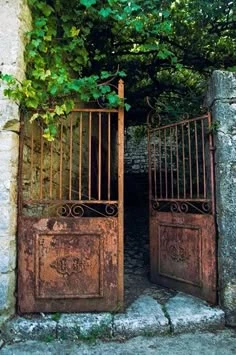 Miroir sur Elloul - En feuilletant  