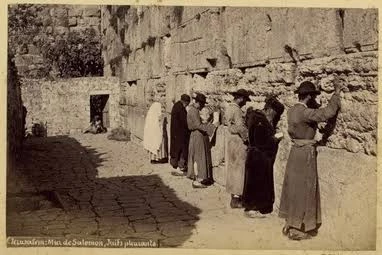 Miroir sur Israël - Survol de Kippour : tois milles ans après,