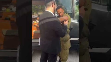 "Ce Soldat nous a promis de mettre tous les jours nos Téfilines"