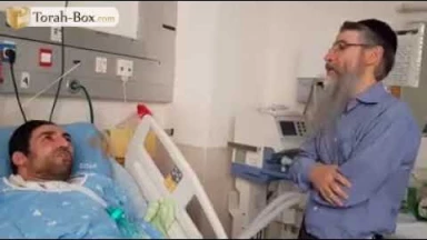 Superbe : le chanteur Avraham Fried chante avec un hospitalisé sous respiration artificielle !