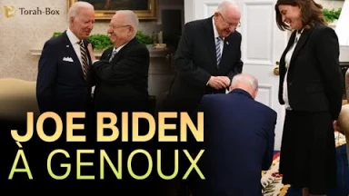 Lorsque le président Biden se mit à genoux devant une femme Juive