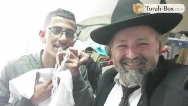 Torah-Box poursuit son action : Distribuer des Tsitsit à un maximum de soldats !