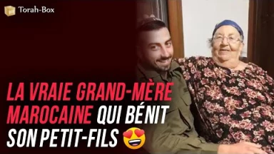 La vraie grand-mère marocaine qui bénit son petit-fils