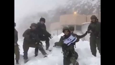 Ces soldats vous souhaitent Chabbath Chalom en pleine tempête de neige !